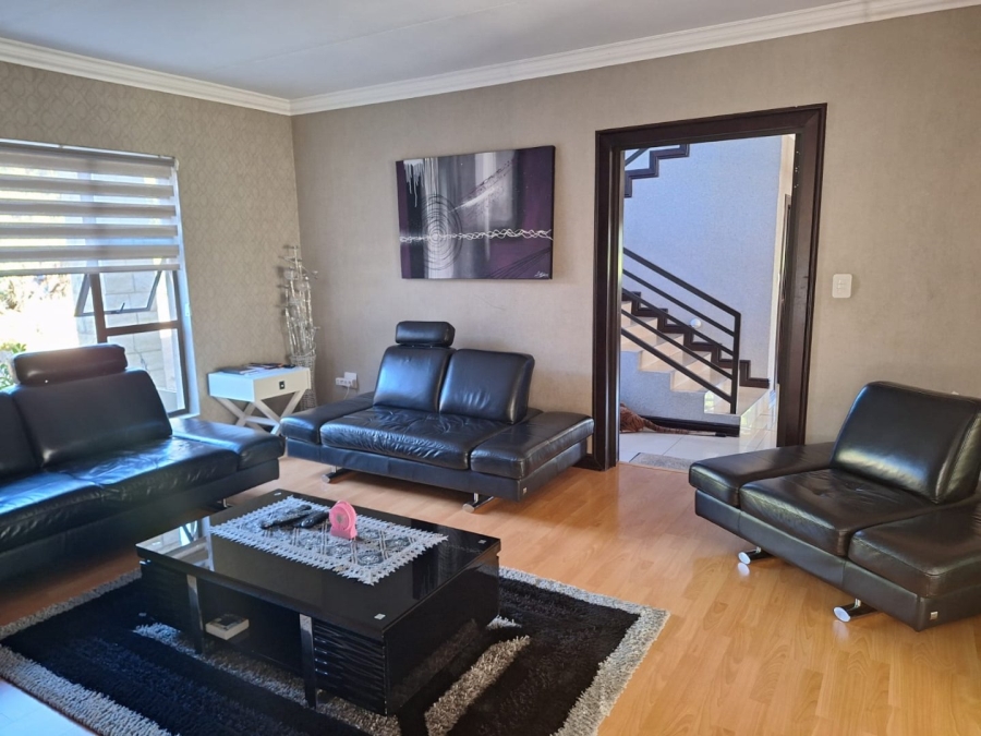 4 Bedroom Property for Sale in Woodland Hills Wildlife Estate Free State